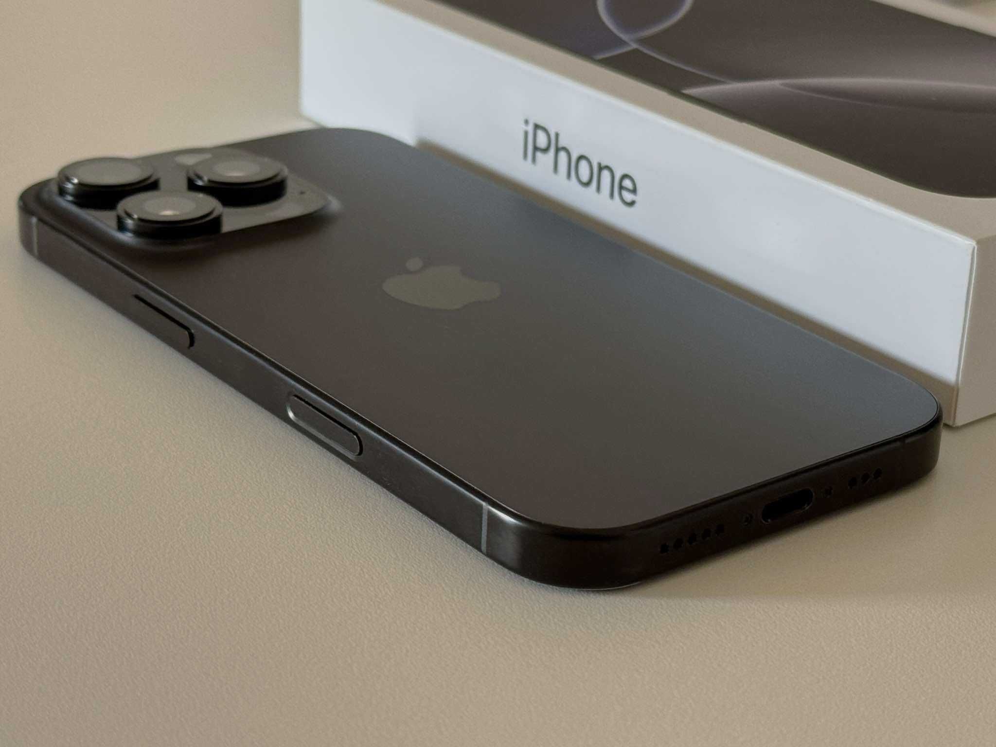 Бартер! 2г.Гаранция! iPhone 16 Pro Black Titanium (Черен)