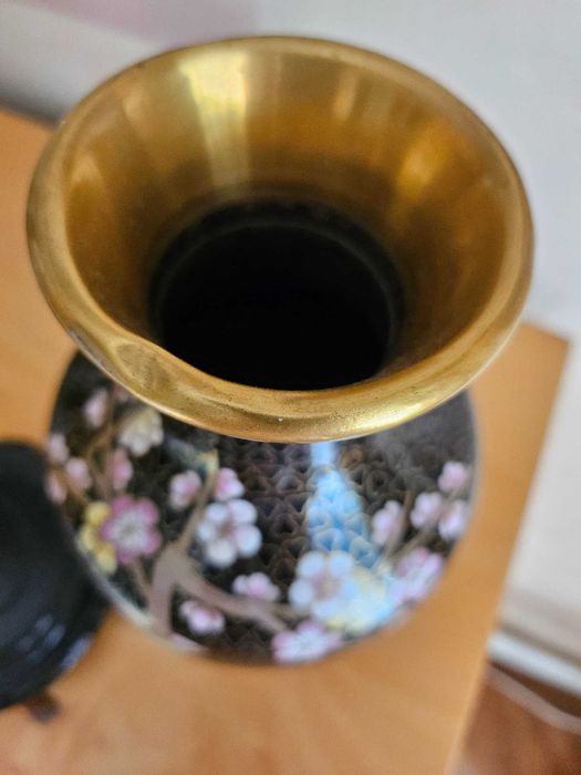 Vaza cloisonne . Stare perfecta.