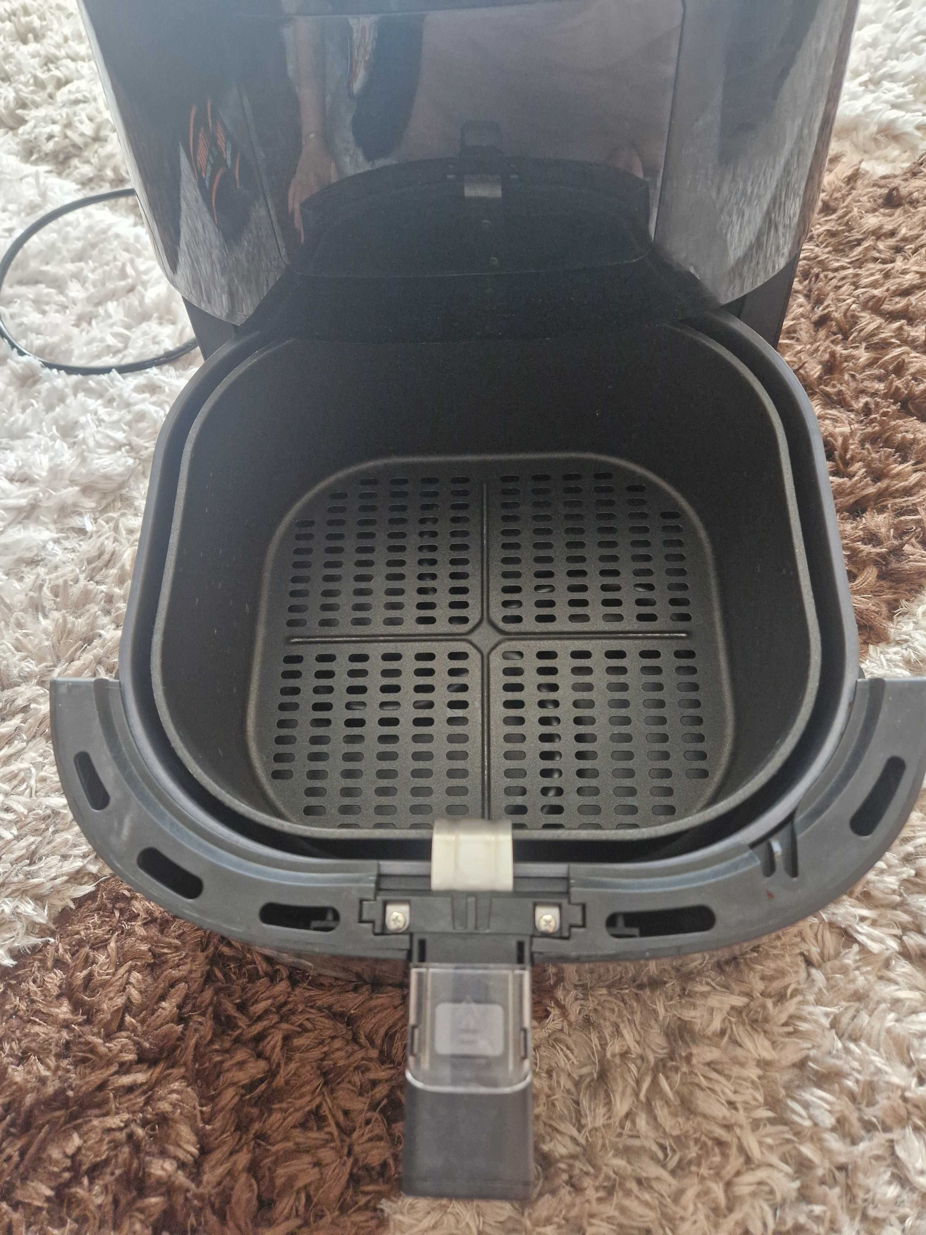 Friteuza cu aer cald PHILIPS
