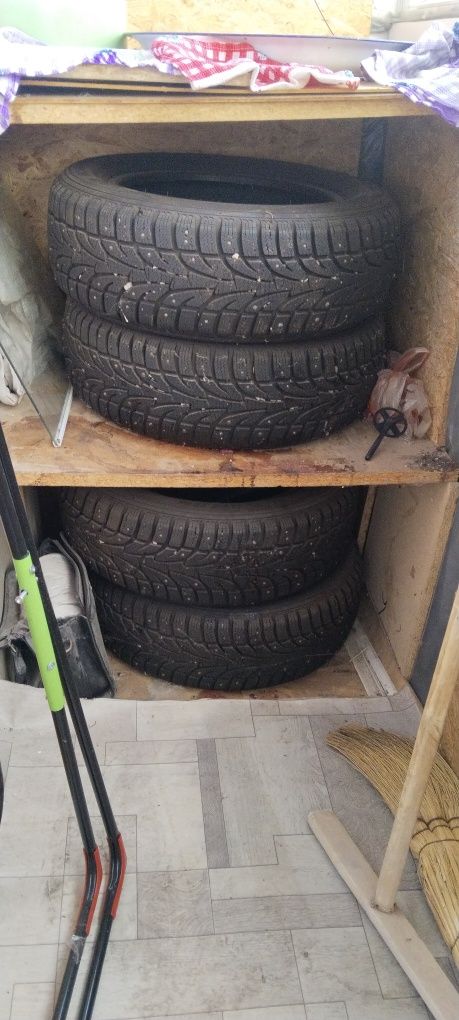 Шины 185/60R14 4шт