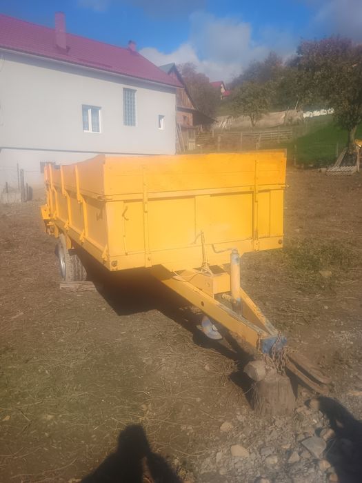 Remorcă pentru gunoi