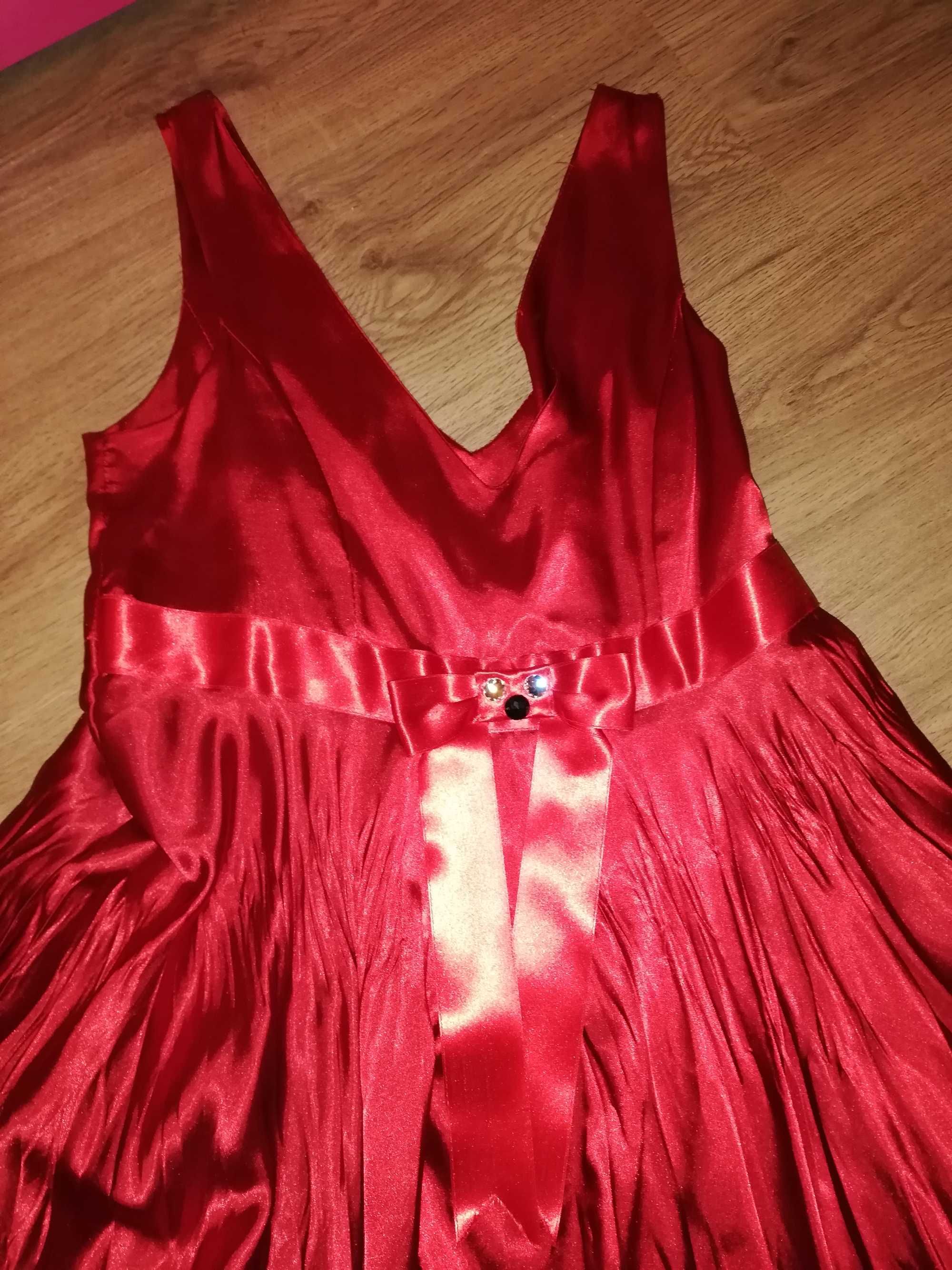 Rochie/rochita roșie de satin babydoll