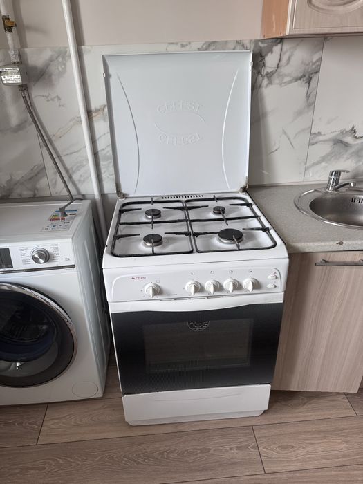 Продам срочно газ и отдам вытяжку