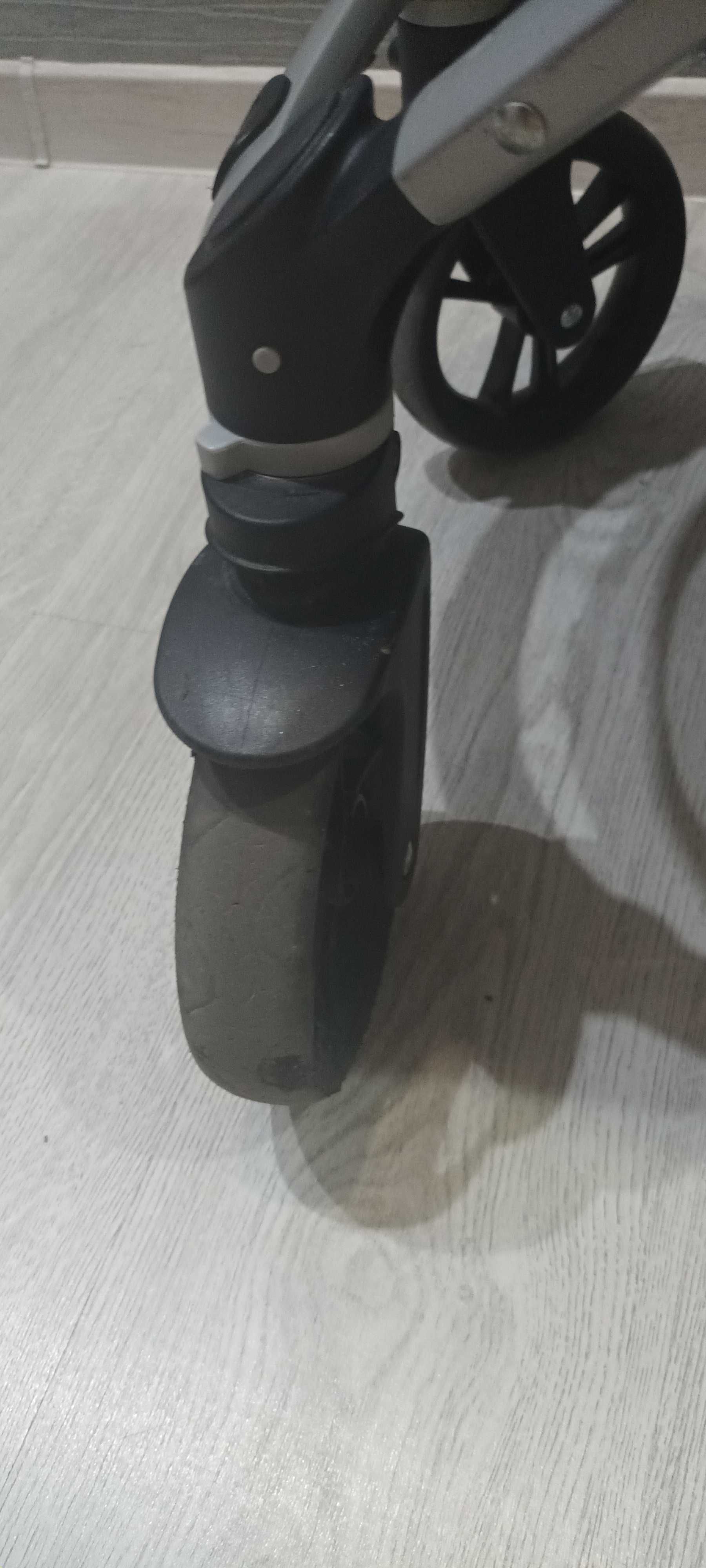 Количка Chipolino Malta