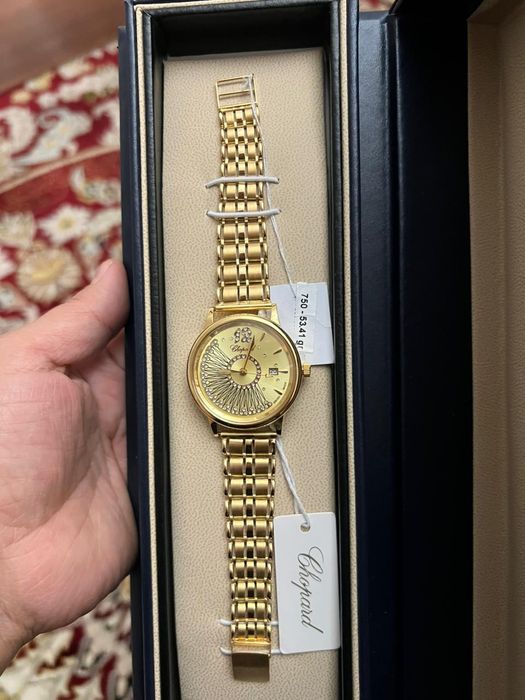 Золотые часы Шыейцарской фирма CHOPARD