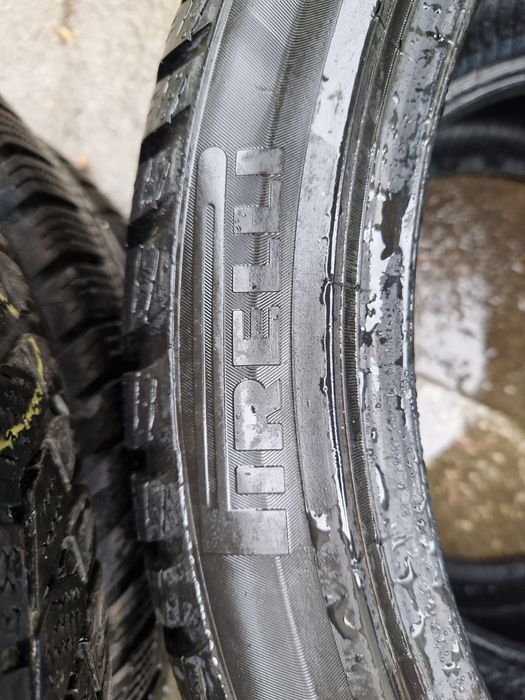 Anvelope PIRELLI 235/40/19