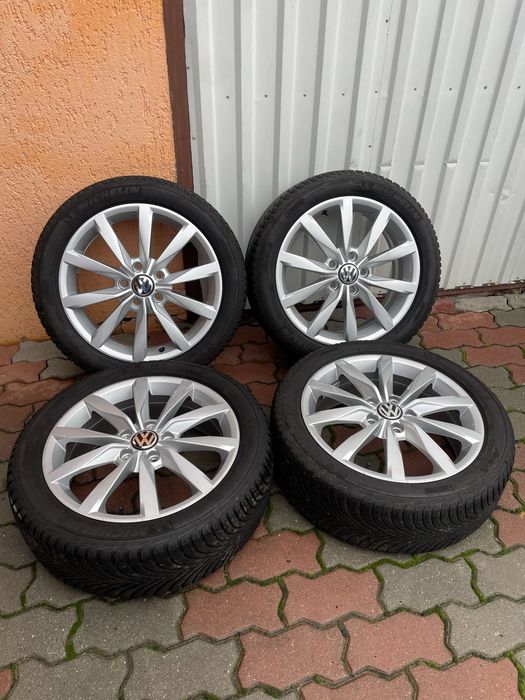 Jante de aluminiu originale VW R17 model Dijon cu cauciucuri de iarna