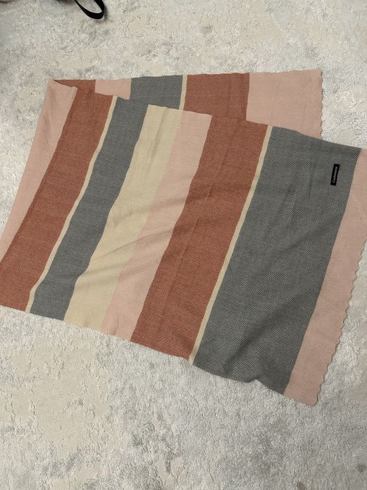 Шарф в полоску, стилтный