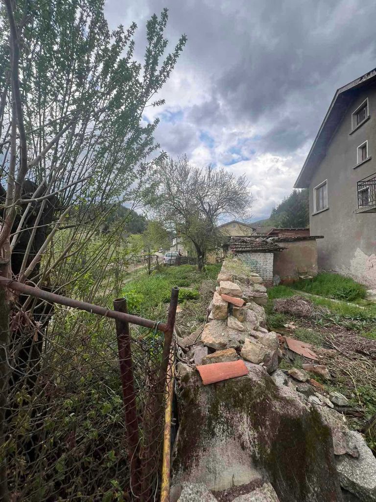 Продава се Къща в с. Голема Раковица, Област София-област - 192 кв.м за 365 €/кв.м - Снимка #16