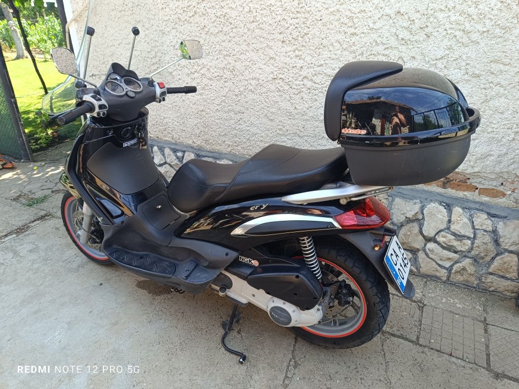 Piaggio Beverly 250i 2007 пиаджо скутер мотоциклет