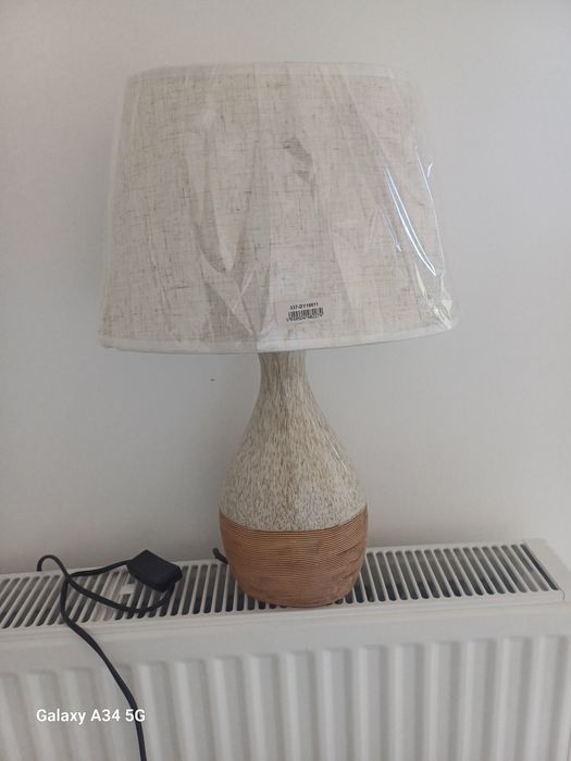 Veioze noi, stil modern.