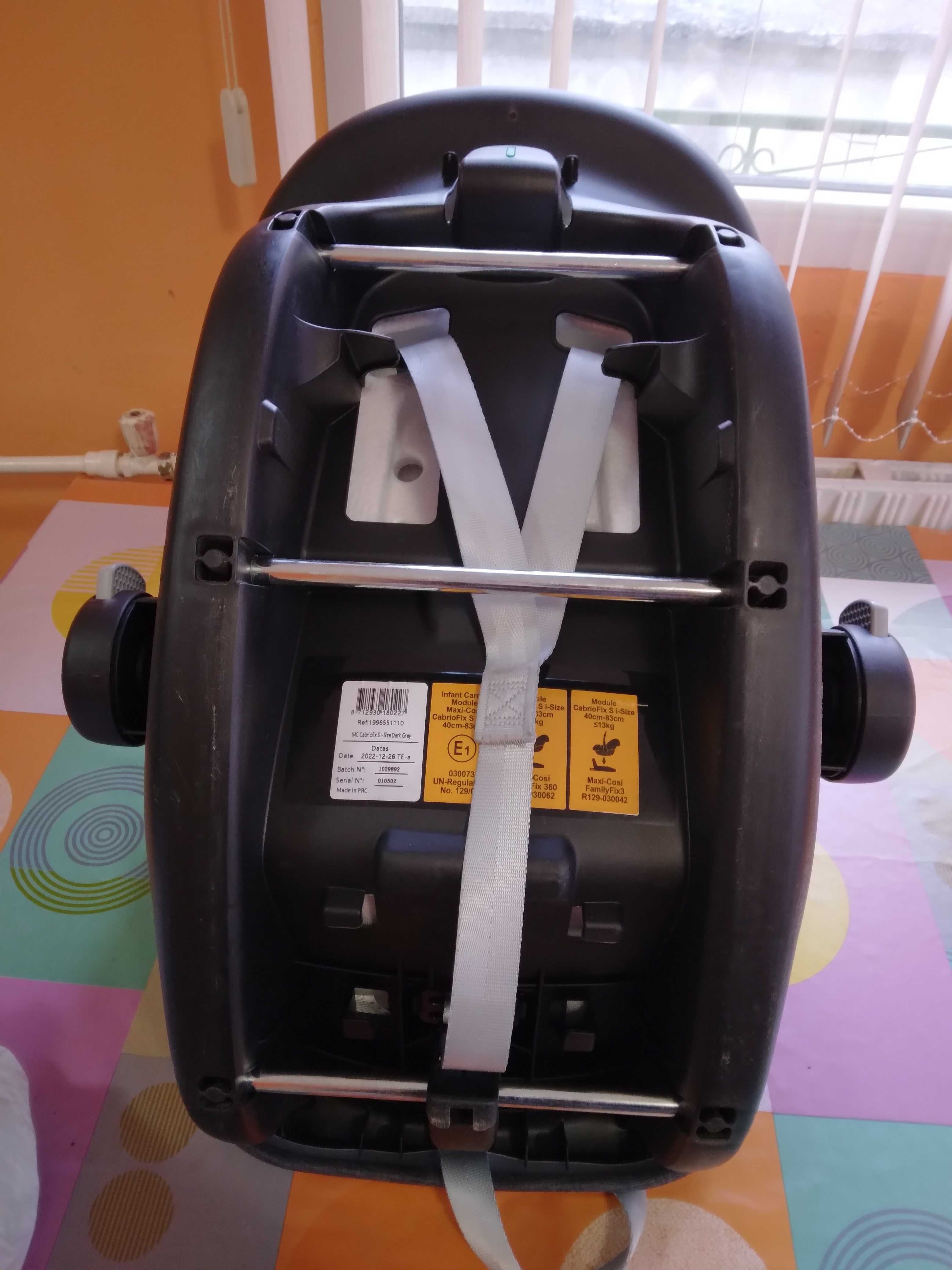 Maxi-cosi CabrioFix i-Size столче/кошница за новородено 0-13 kg