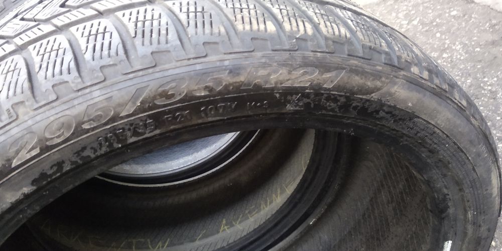 Зимни гуми -21цола-295/35-"PIRELLI"
