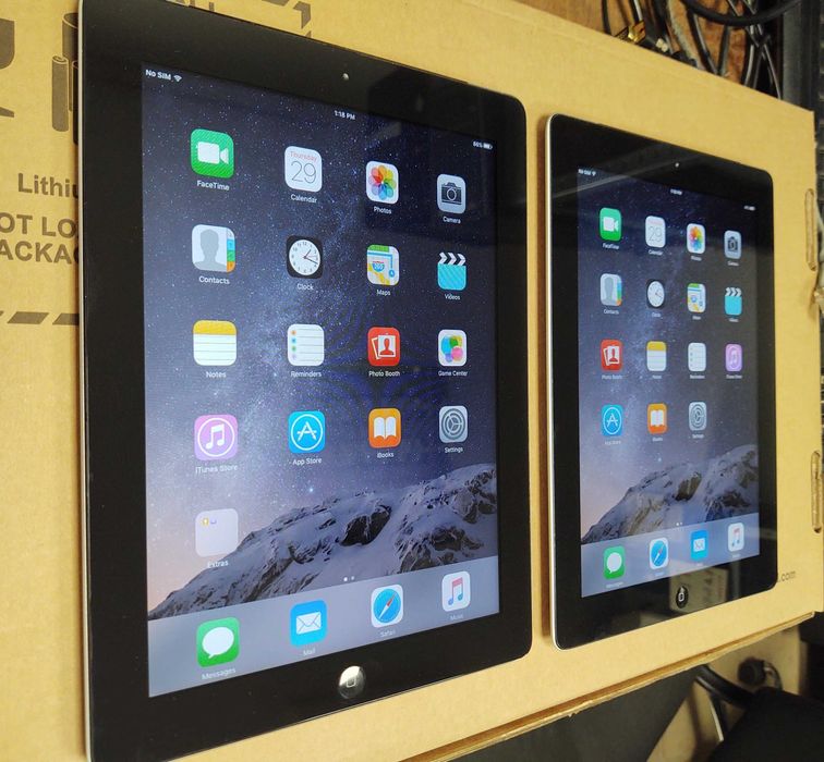 Apple iPad 2 Wi-Fi + 3G A1396 16GB