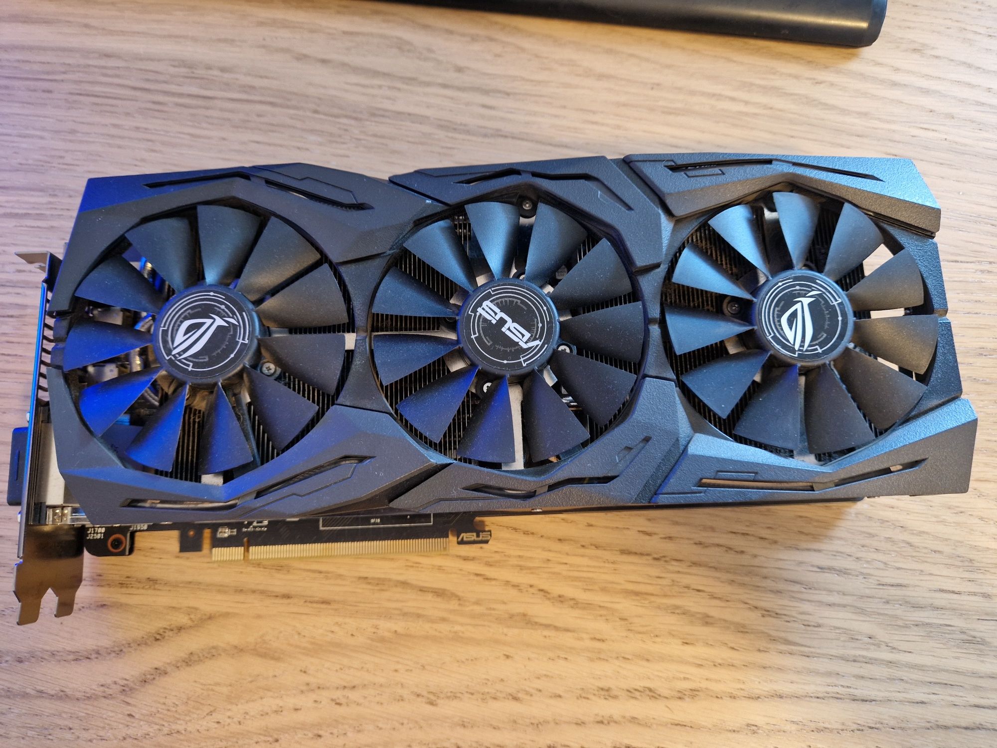 Placa video Asus  ROG STRIX RX580 T8G GAMING