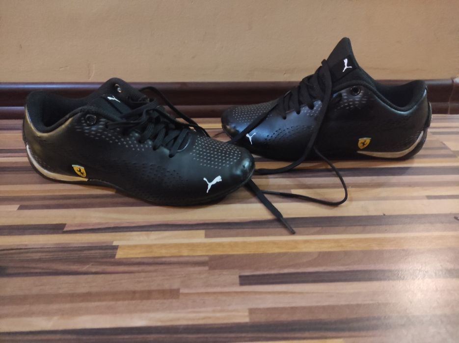 Adidas Puma Ferrari pt copii, mărimea 34