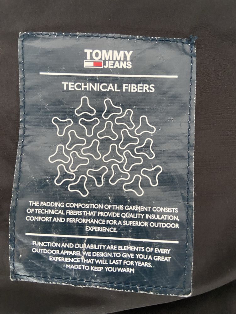 Дебело зимно яке Tommy Jeans - размер М