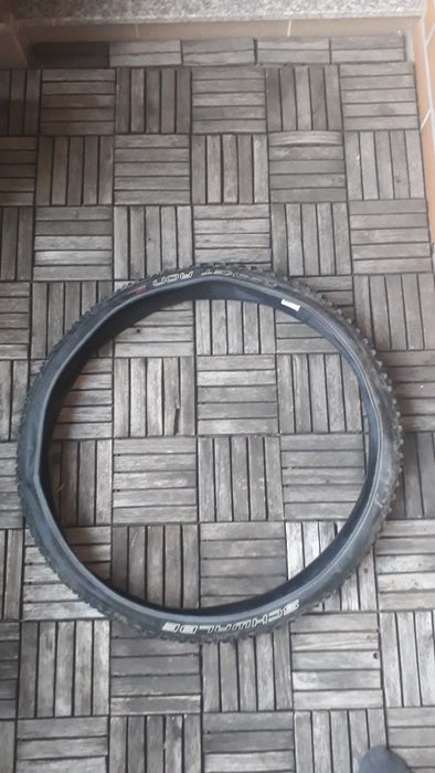 Schwalbe безкамерни гуми 26
