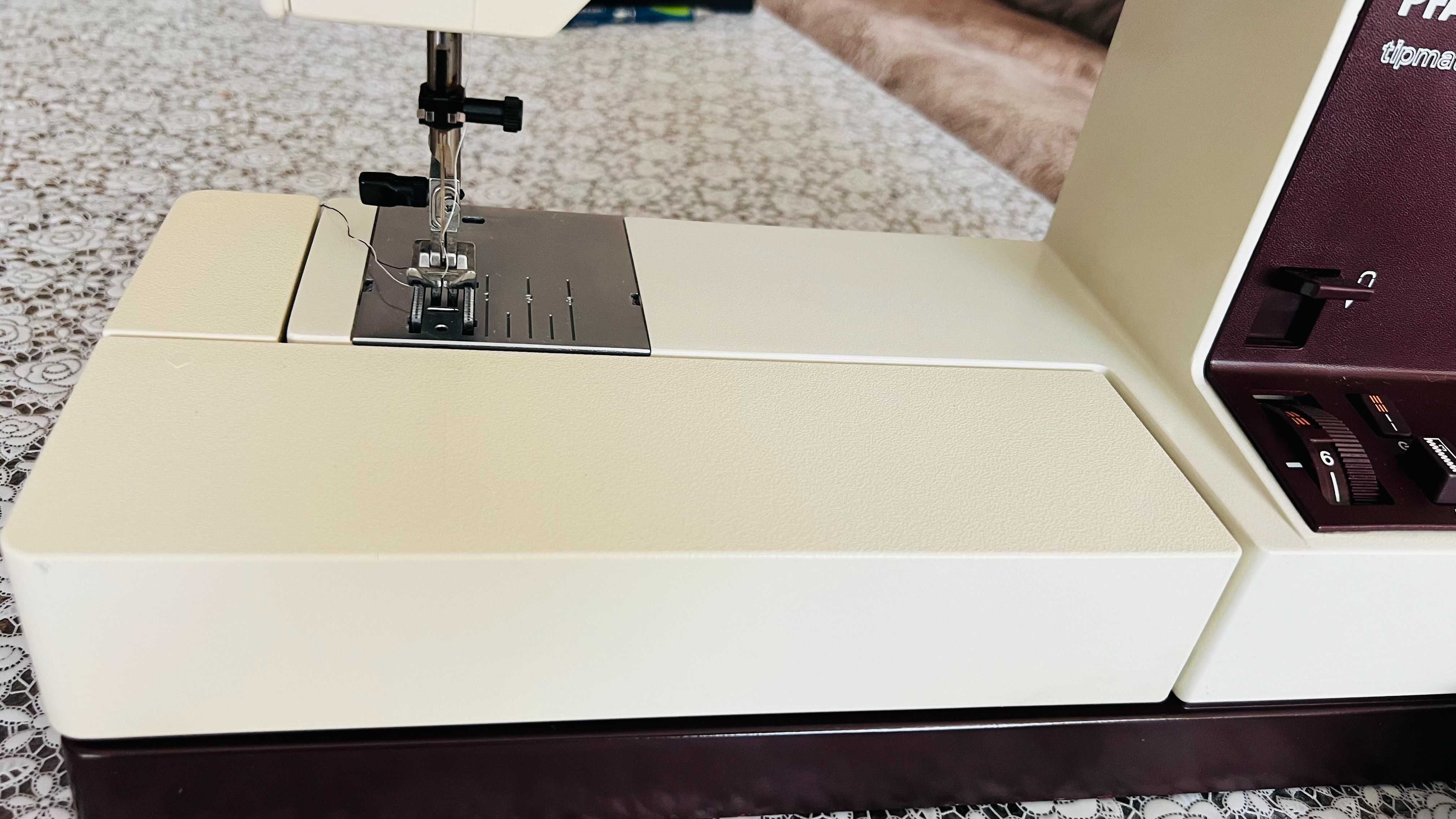 Шевна машина Pfaff tipmatic 1019
