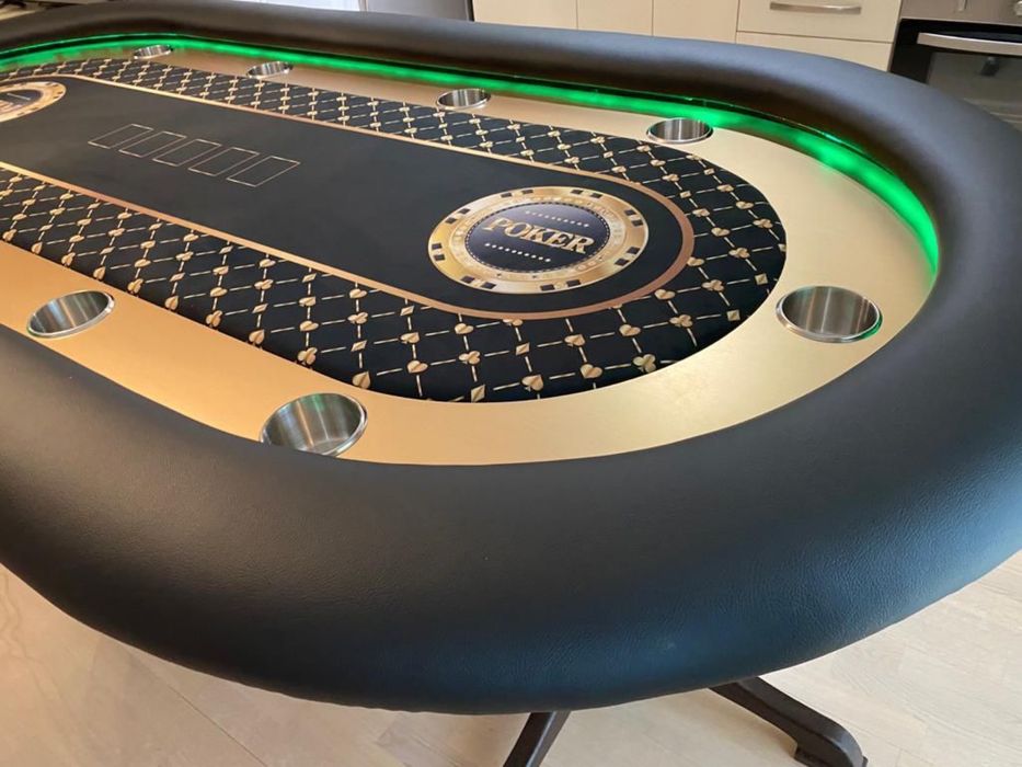 Masa Poker cu capac de lemn si banda led CustomTables.eu