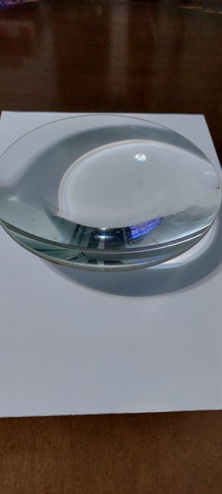 Продам увеличительное стекло