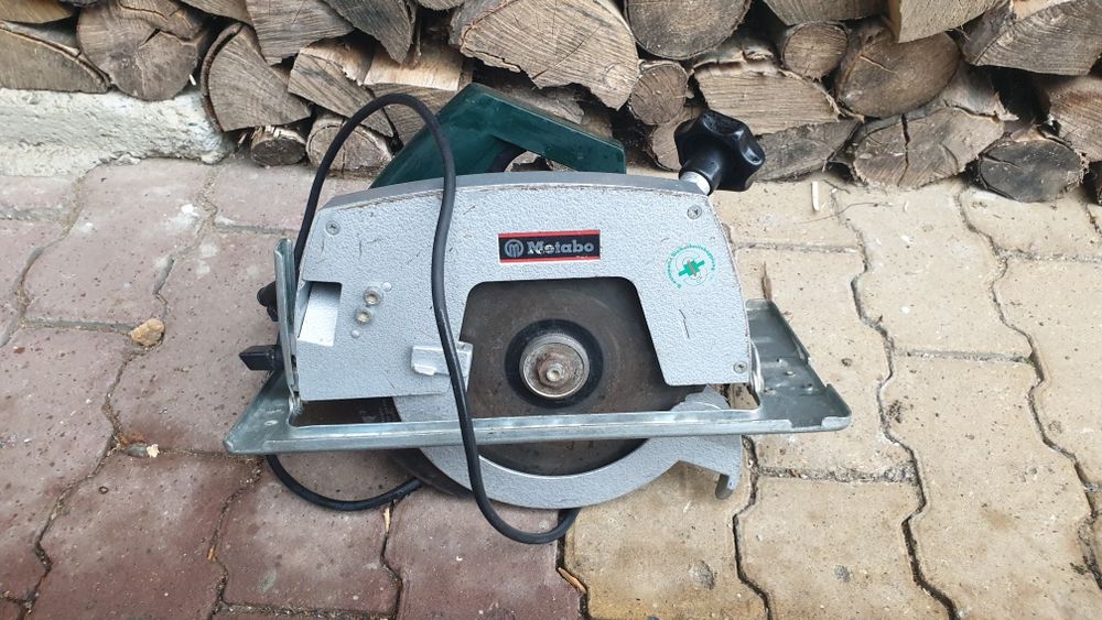 Fierastrau circular de mână Metabo