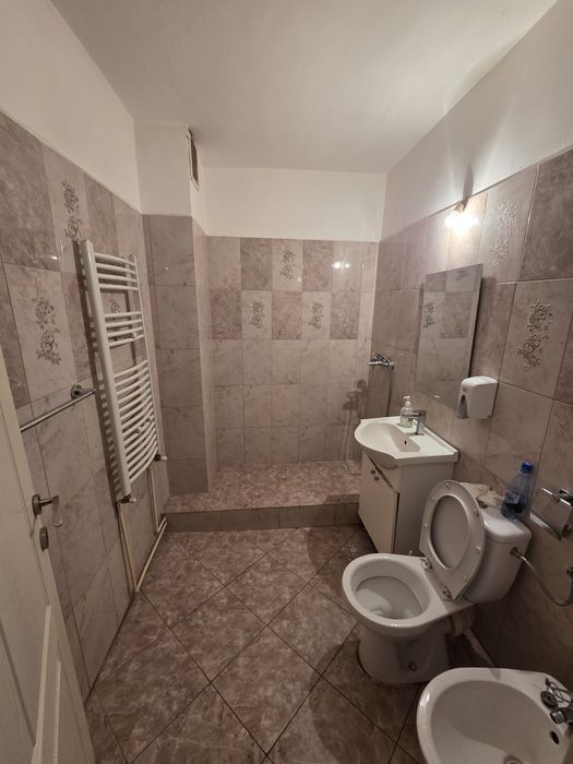 Apartament 2 camere , 52mp în Tudor