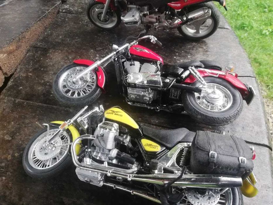 Vand machete auto,motorete,motocicleta,metal,colectie