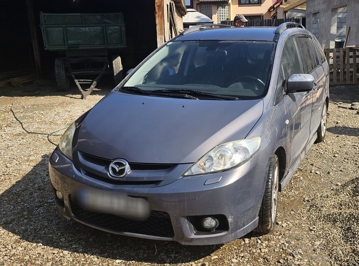 Vand Mazda 5 pentru dezmembrat