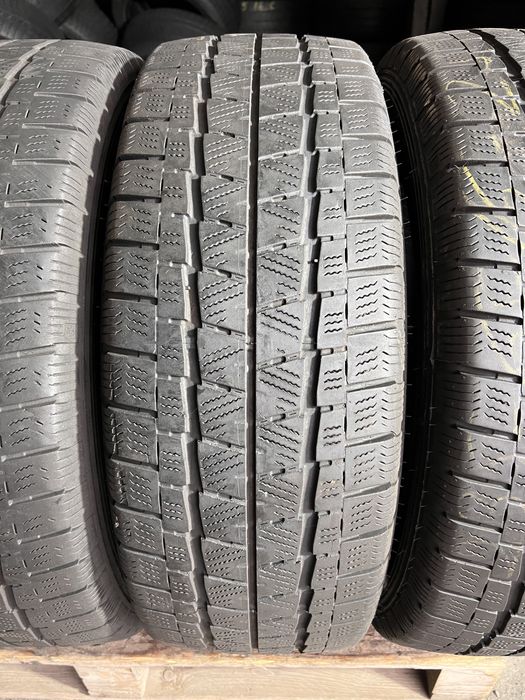 4 anvelope iarna 235/65/16 C , Falken , DOT 2021 !