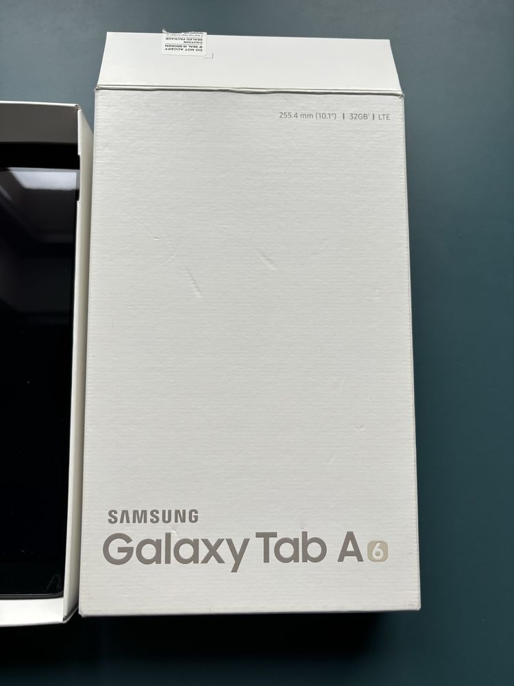 Vând tabletă Samsung Galaxy Tab A6