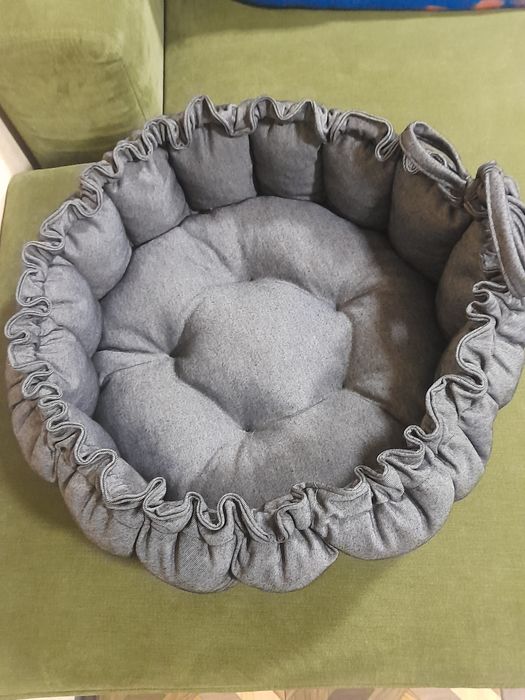 Лежанка для кошек и собак