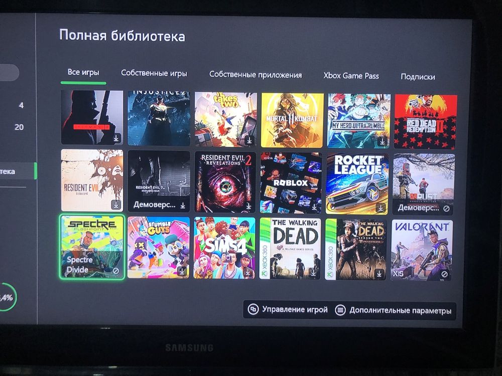 Продается Xbox one в отличном состочний