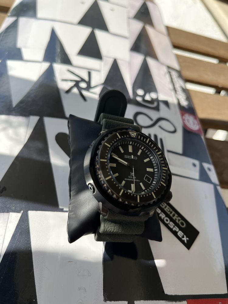 Seiko Prospex Solar Tuna Divers SNE543p1 часовник