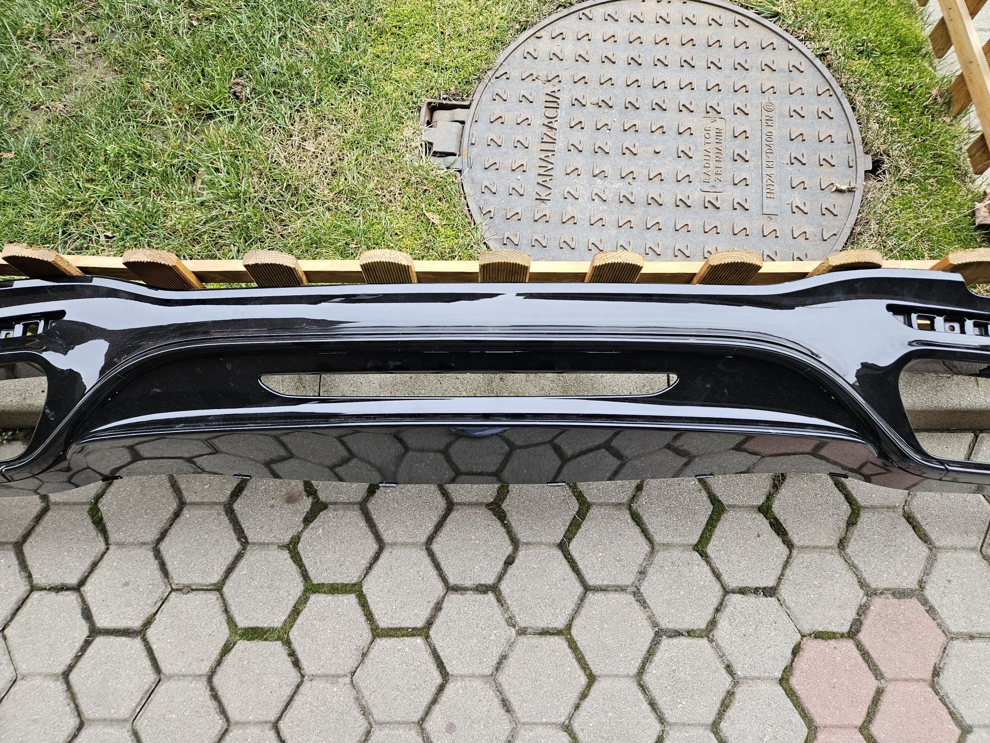 Оригинален заден S63 AMG дифузьор W222