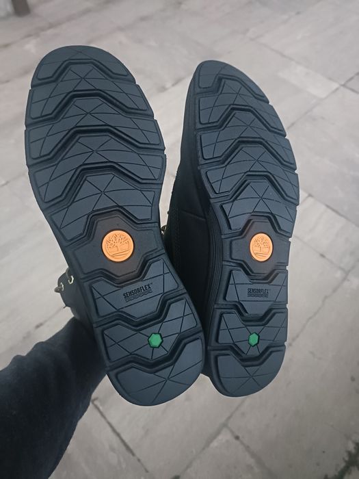 Ghete Timberland măsură 45 ca noi