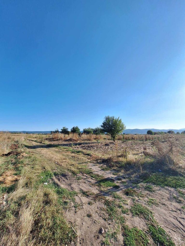 Продава се Парцел в с. Лесново, Област София-област - 3992 кв.м за 37 €/кв.м - Снимка #5