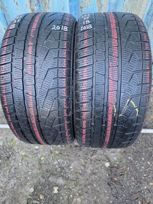 Anvelope Iarnă 245.35.18 Pirelli Runflet An 2018