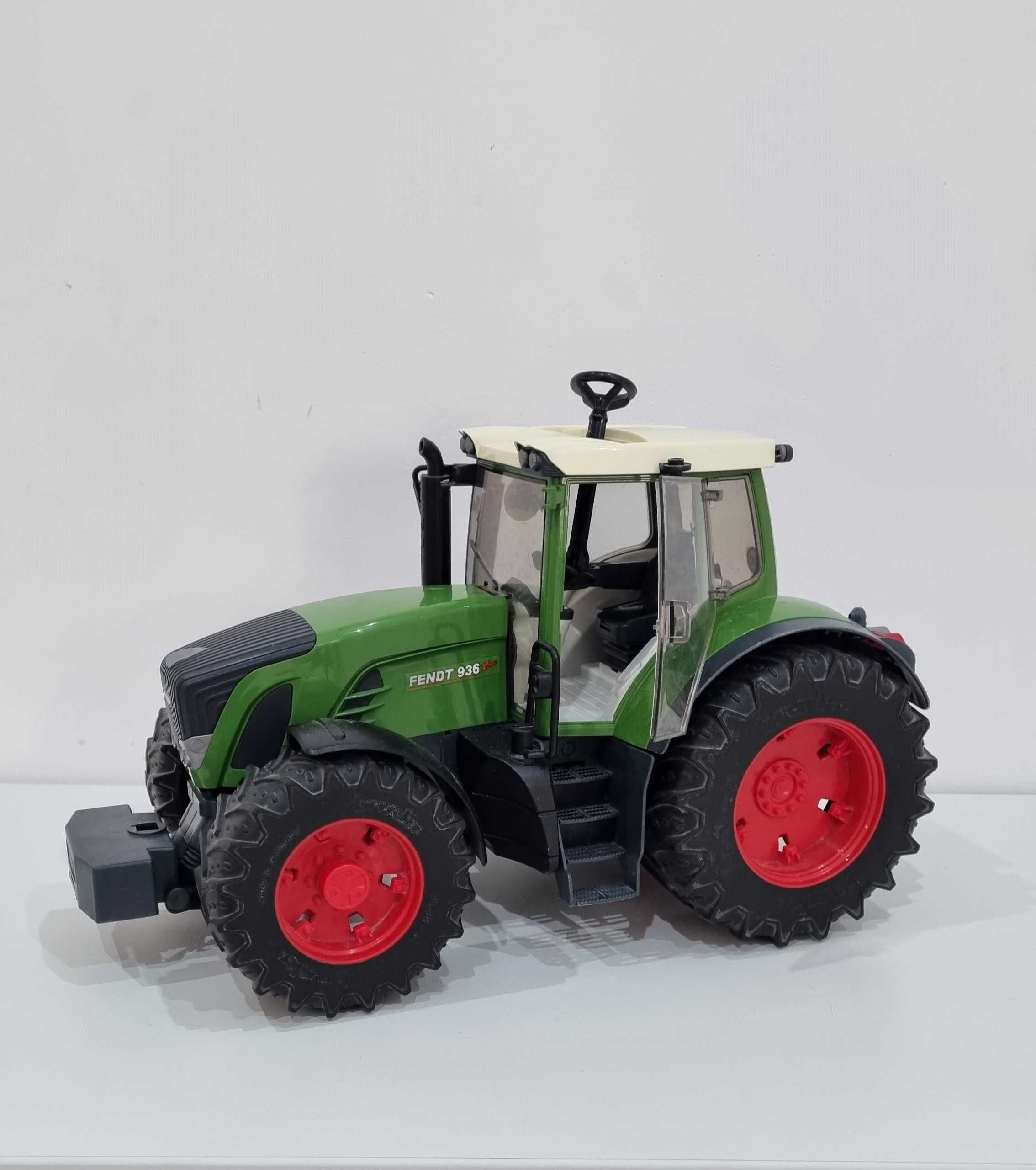 Трактор bruder fendt 936