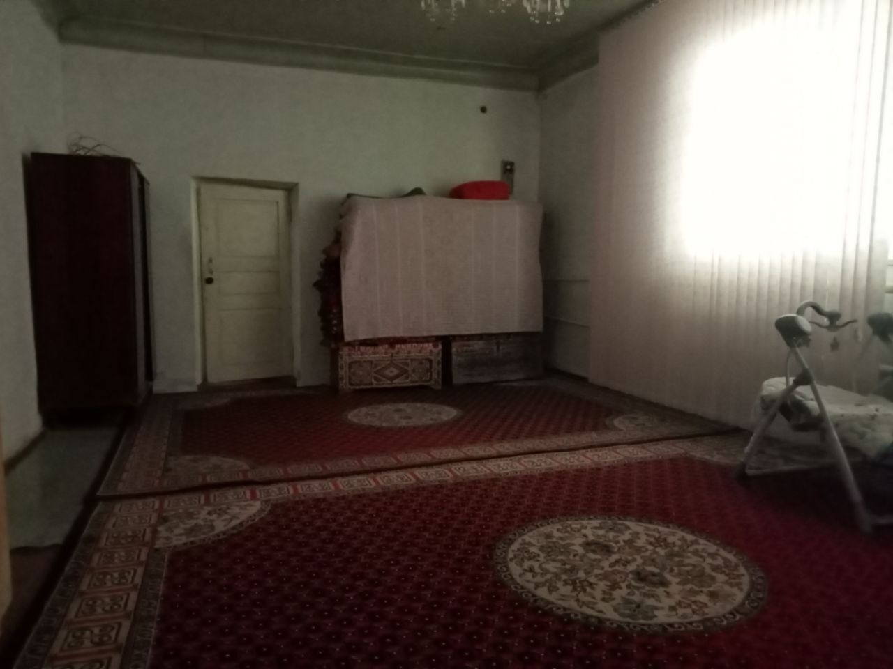 Уй сатылады 26 мкр жакын