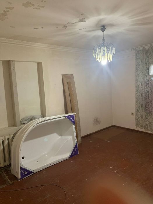 Ашхабат парк Авиагородок метро Машинасозлао 2 хонали 1 этаж сотилади