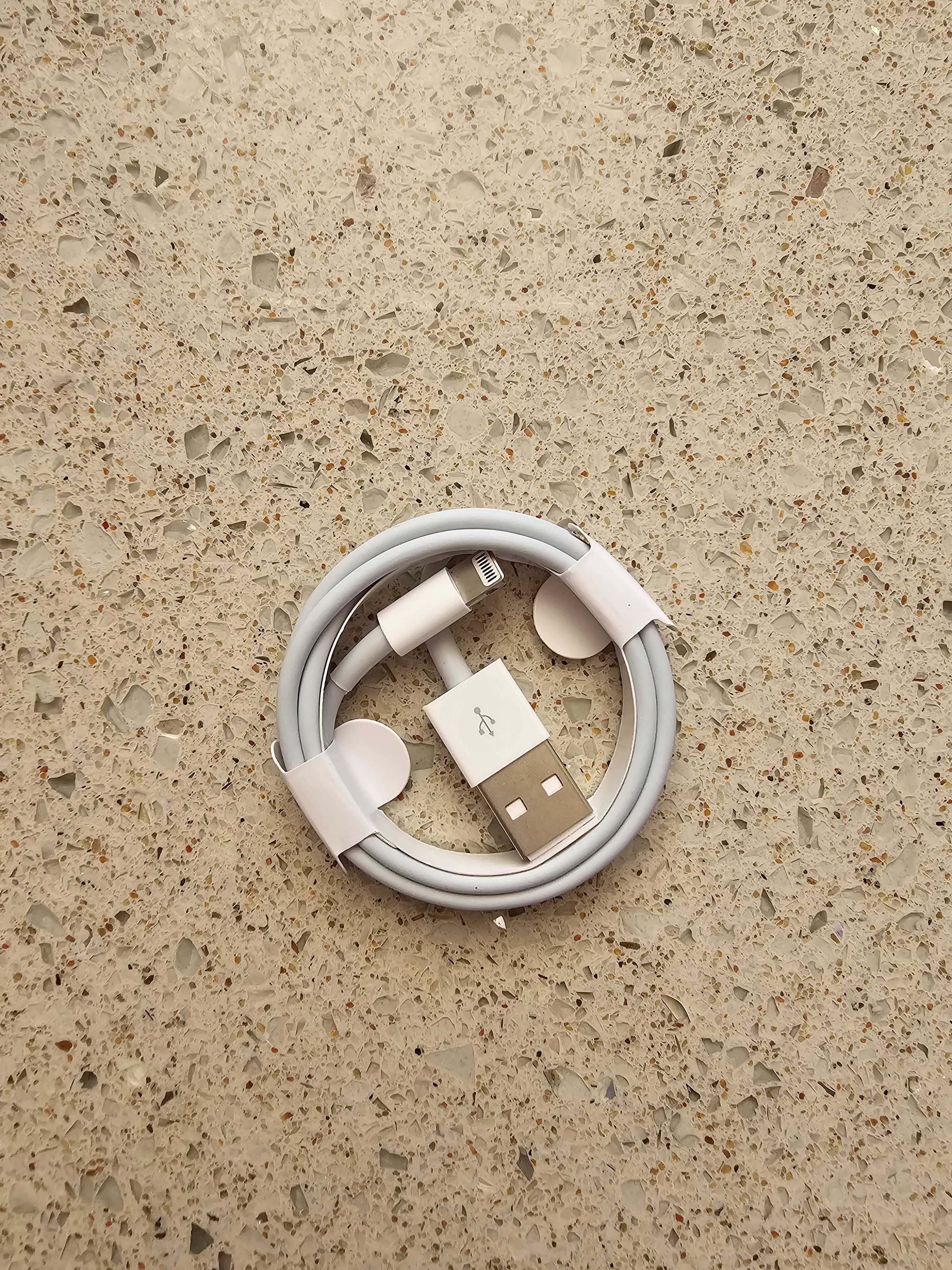 Cablu incarcare si date 1Metru, USB lightning IOS , alb, bulk (nou)