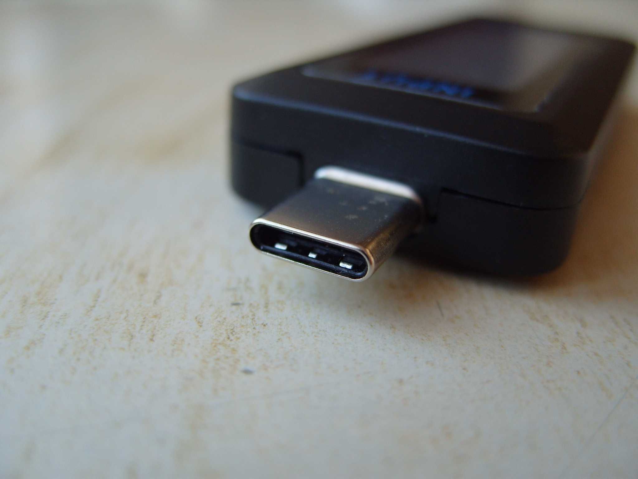 Нов модел USB тестер с Type-C изводи