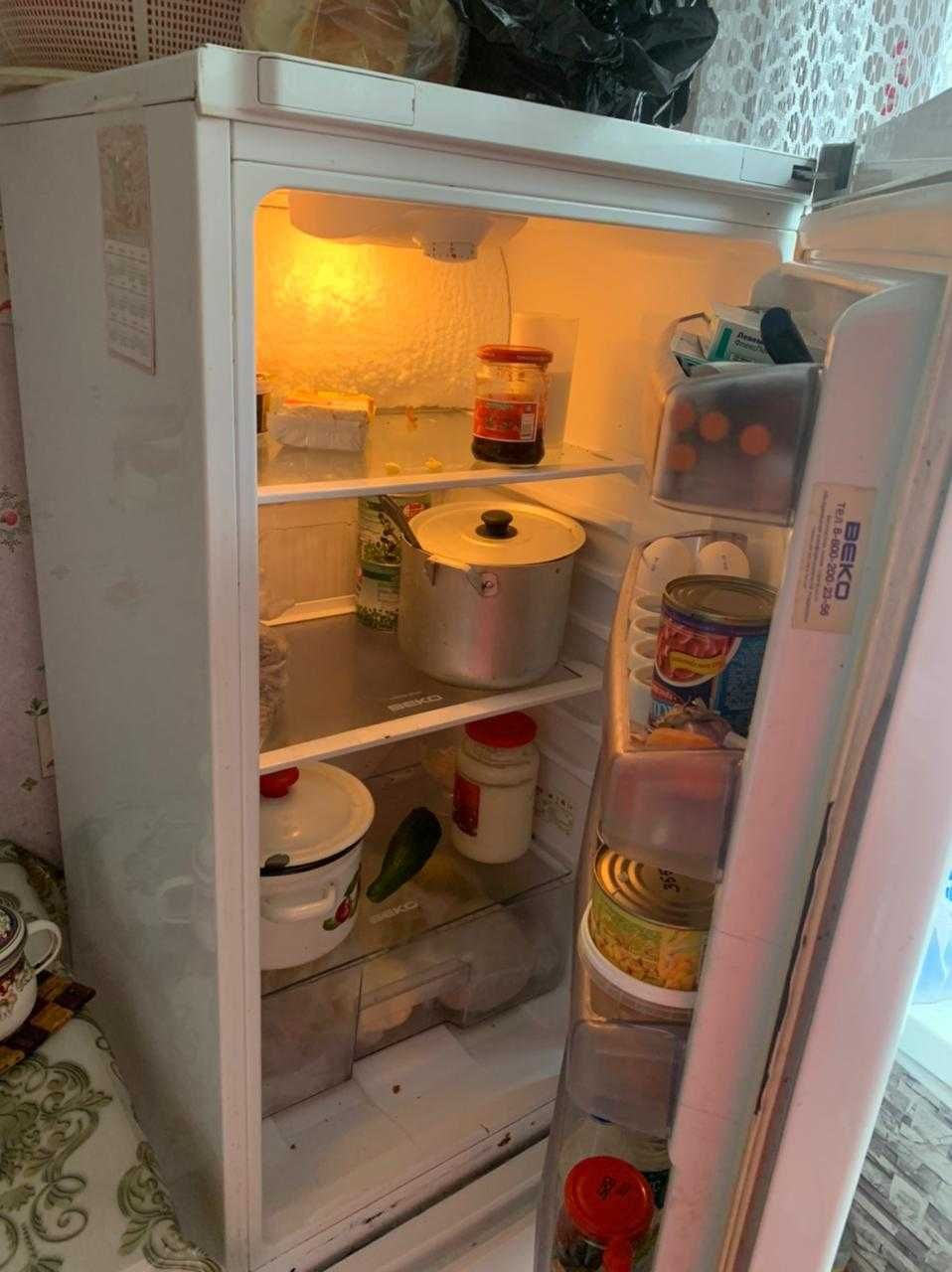 Продаю холодильник.