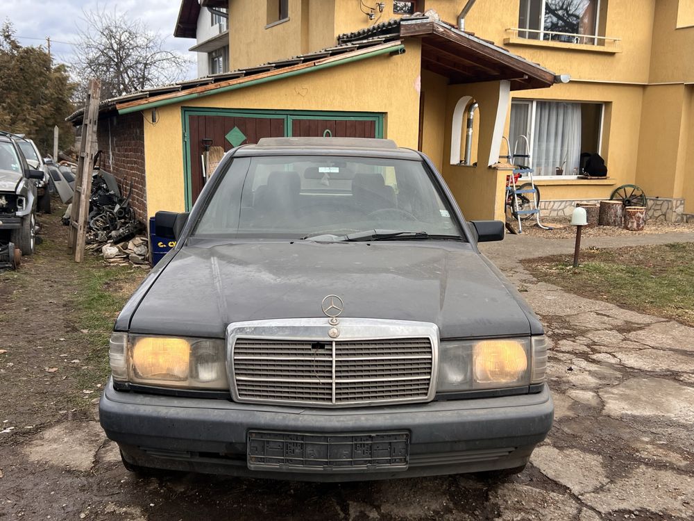 Mercedes 190E 2,0 122 На Части/Мерцедес 190