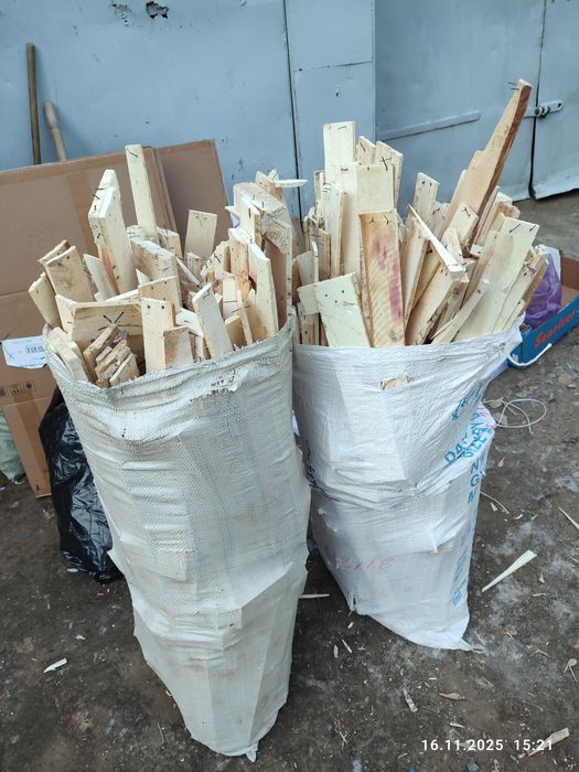 продам на деревянные рейки