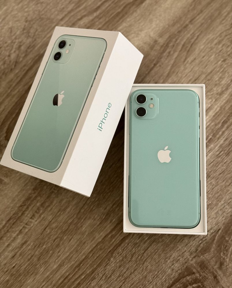 Iphone 11 128GB GREEN + кейсове и протектори