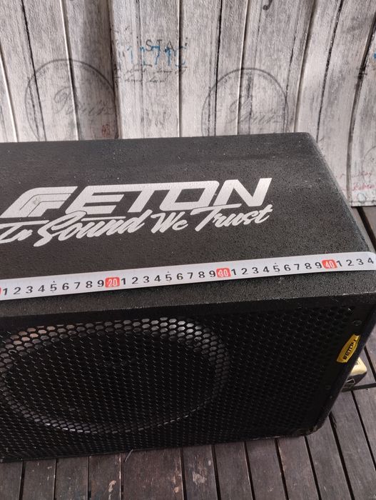 Бас каса с усилвател eton
