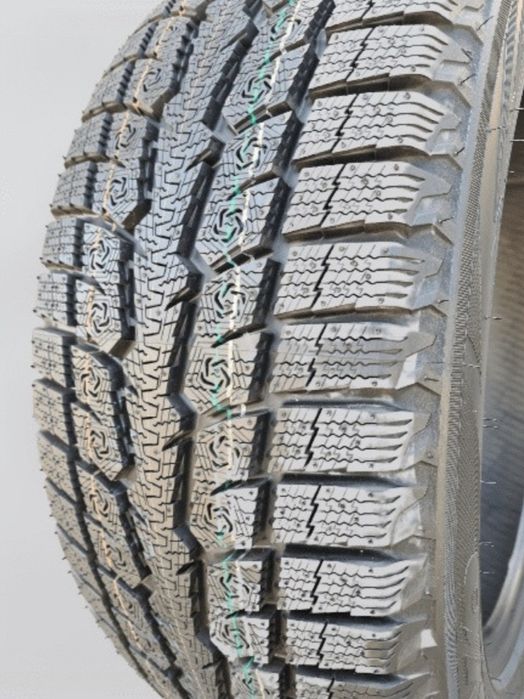 Продам почти новые шины