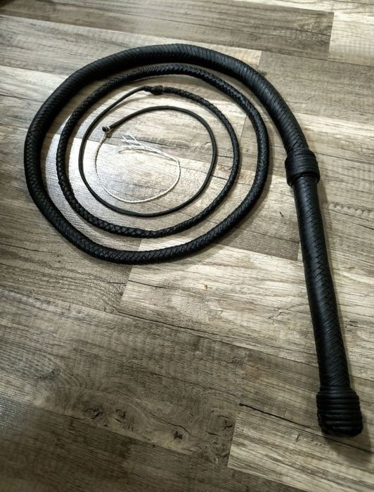 Bici Bulwhip Harapnic din paracord